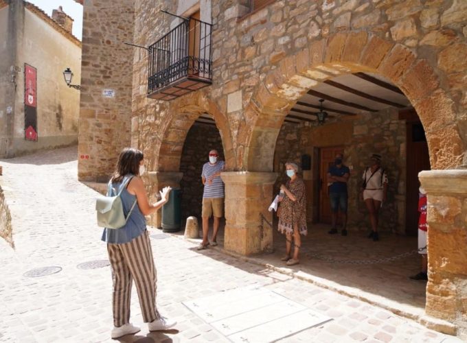 Get to know Vilafamés and Culla, two medieval and Templar villages.