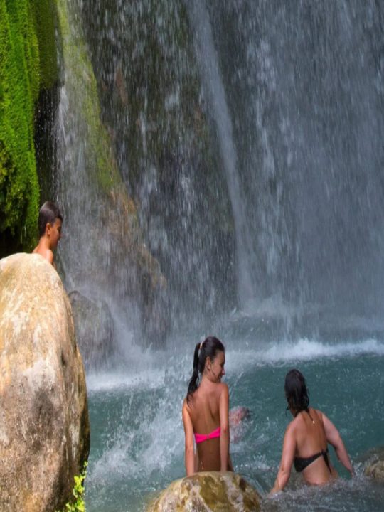 Full day tour at the Algar Fountain